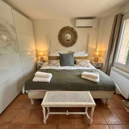 Julien, Prox Saint-tropez Villa